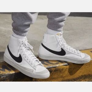 NIKE Blazer Mid 77 (GS) - Color White/Black